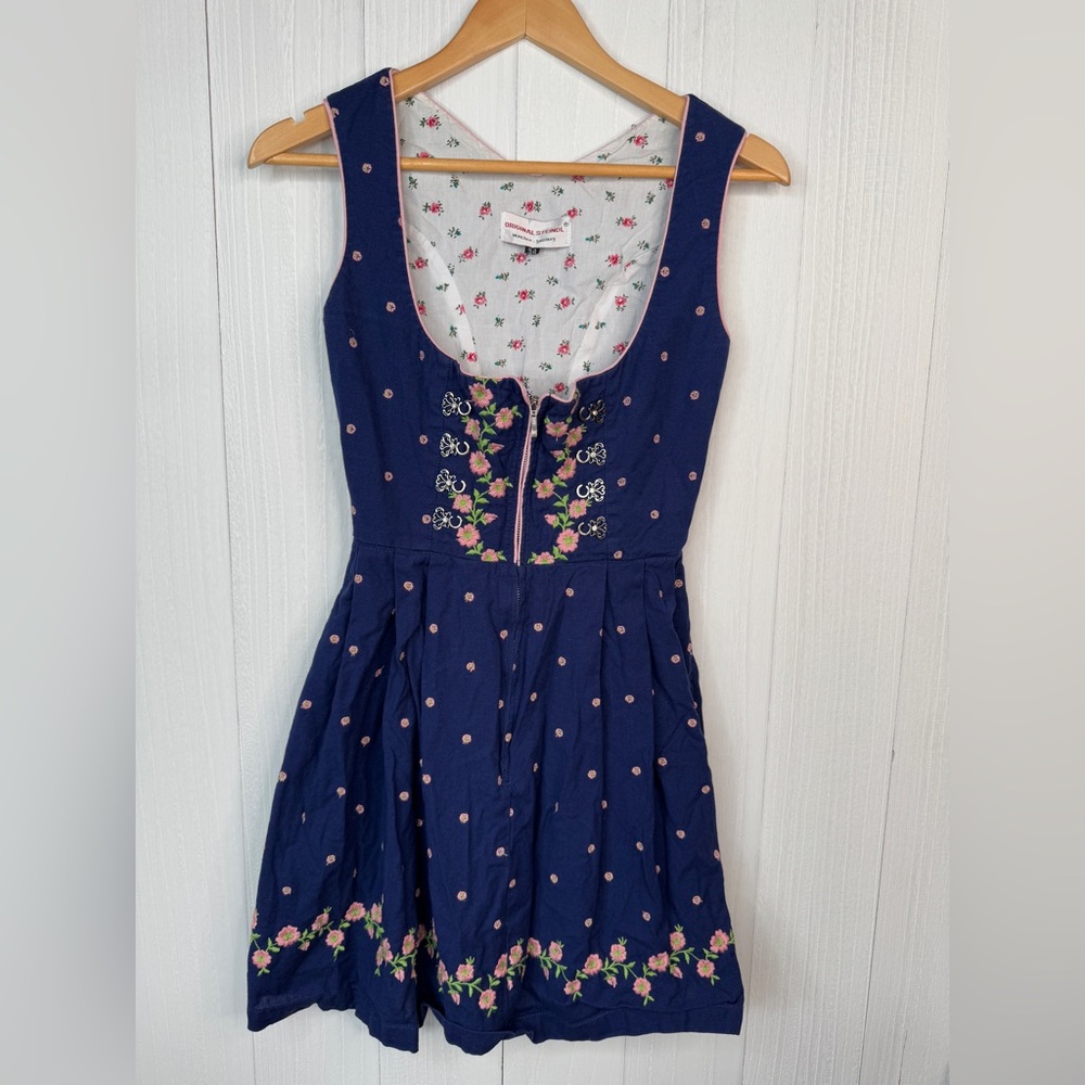 Salzburger Trachten Vintage Austrian Dirndl Style Sleeveless Dress Patterned